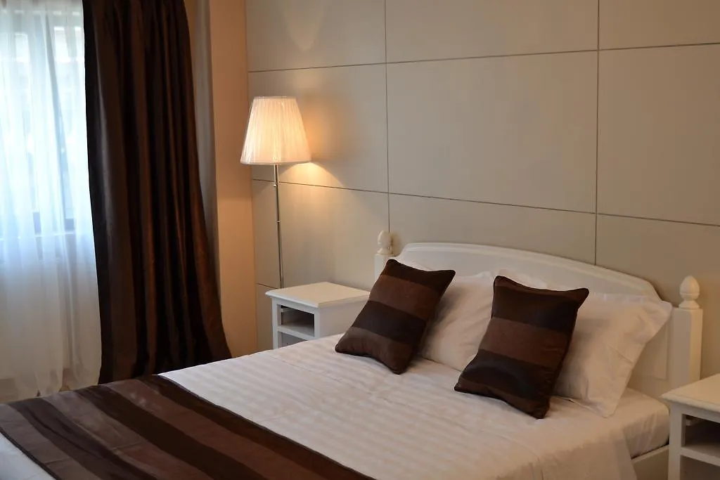 Old City Bucharest Nf Hotels