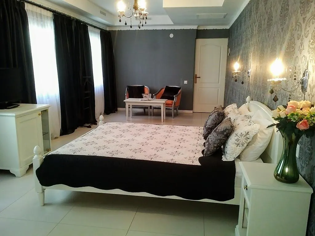 Old City Bucharest Nf Hotels